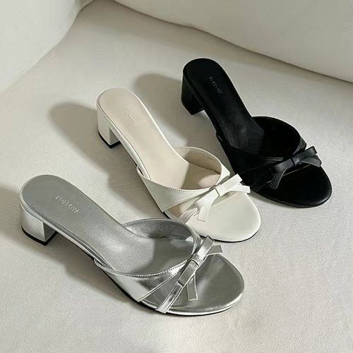 Round-toe Bow Heeled Sandals *3 Colors