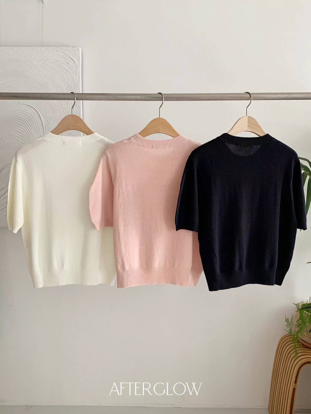 Basic Short Sleeved Puff Knit Top *3 Colors