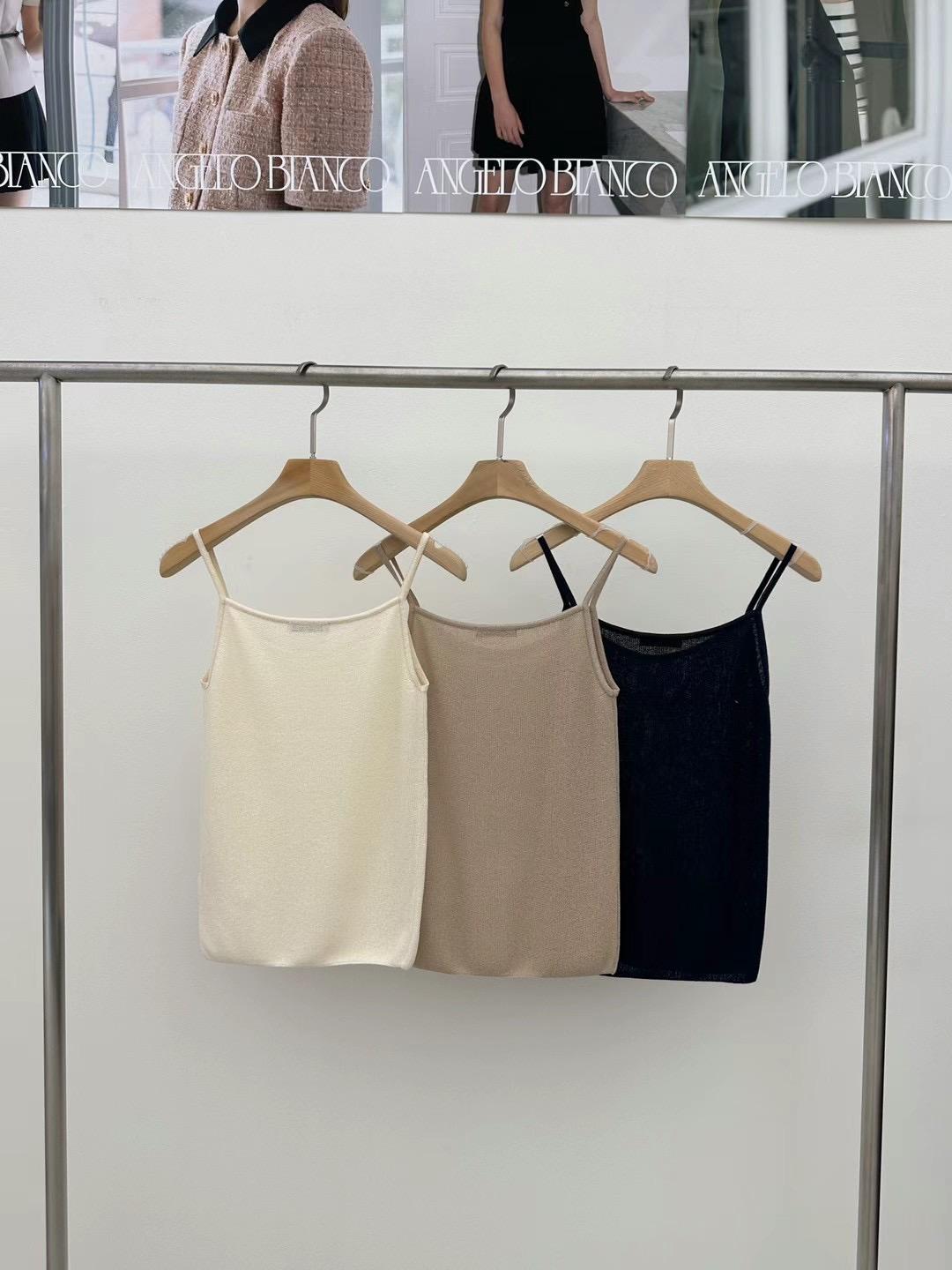 Knitted Sleeveless Top *3 Colors