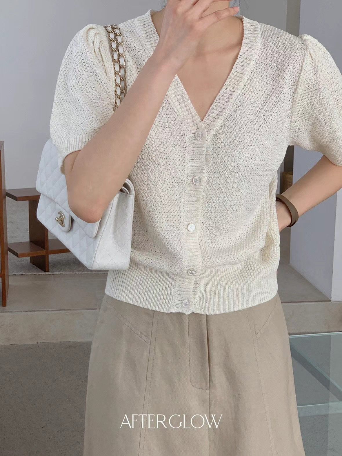 V-neck Short Sleeved Knitted Cardigan *3 Colors