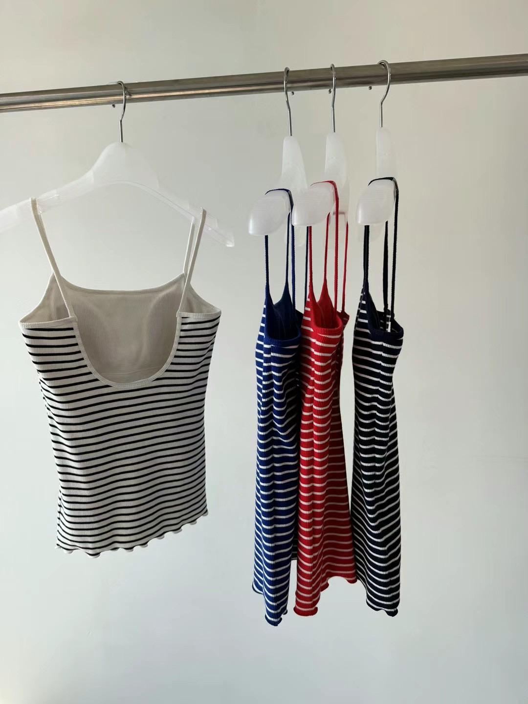 Striped Sleeveless Top *4 Colors