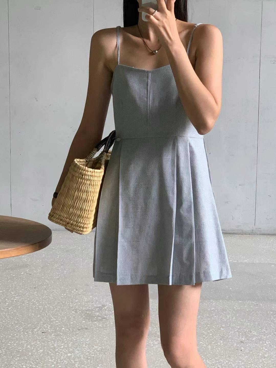 Sleeveless Pleated Dress *2 Colors