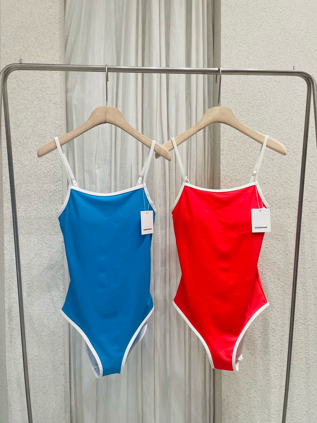 Contrast One-piece swimsuit *3 Colors