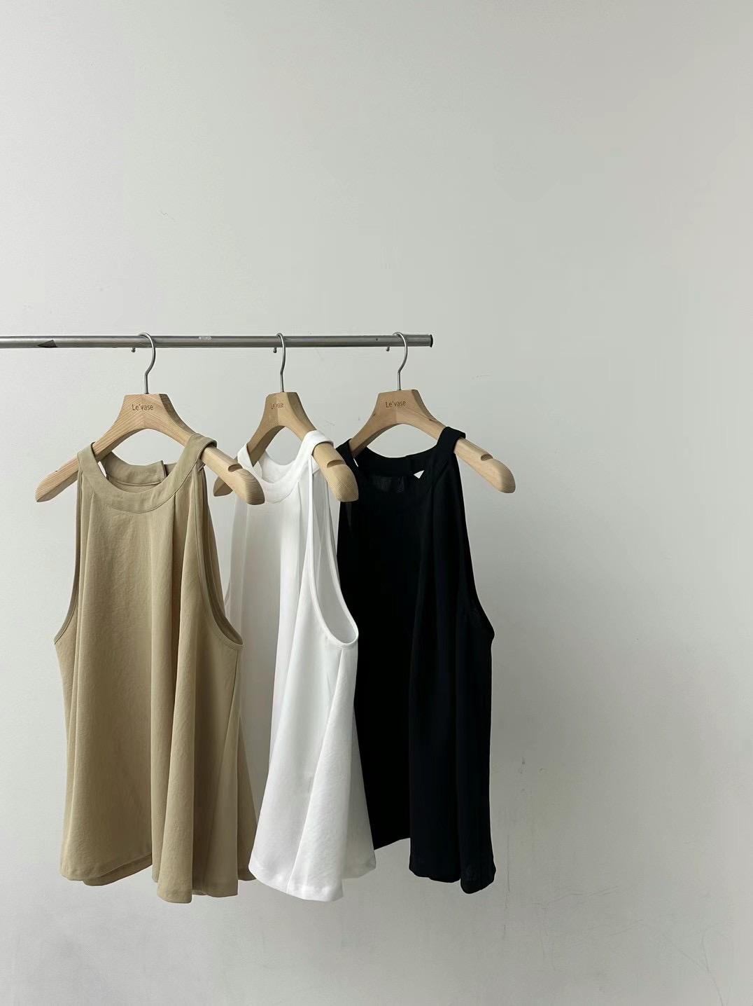 Sleeveless Round Neck Plated Top *3 Colors