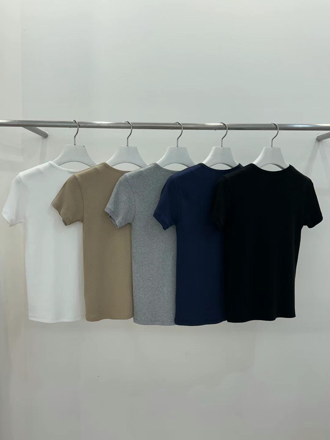 Crew Neck Short Sleeved T-shirt *5 Colors