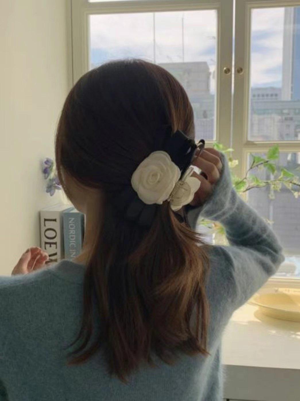 Flower Hair Clip