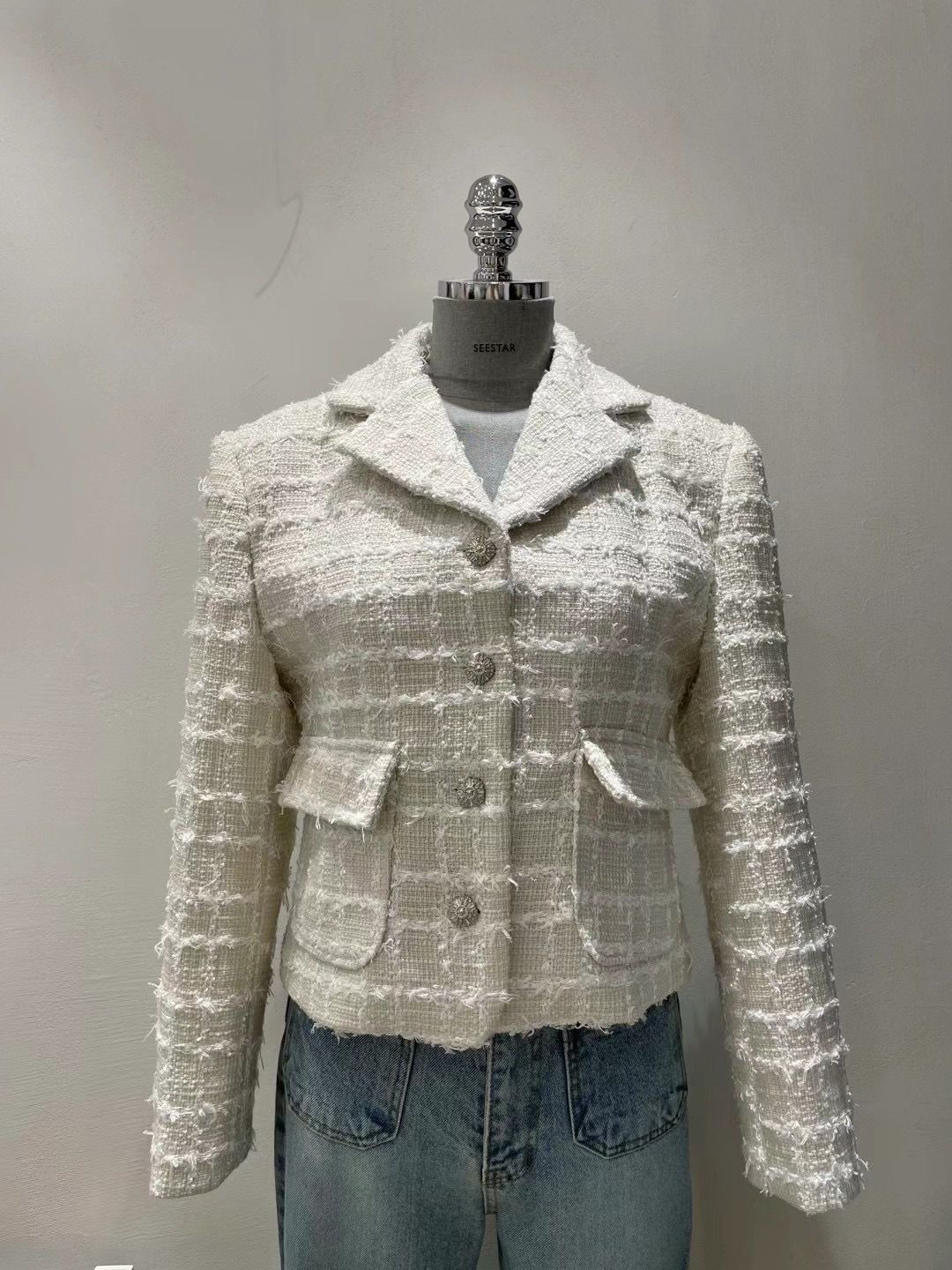 Cropped Tweed Long Sleeved Jacket *2 Colors