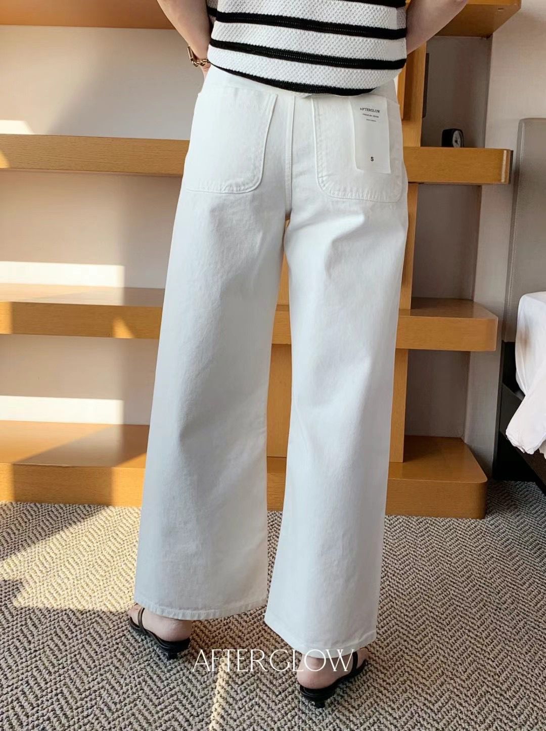 High-rise Wide Leg Jeans