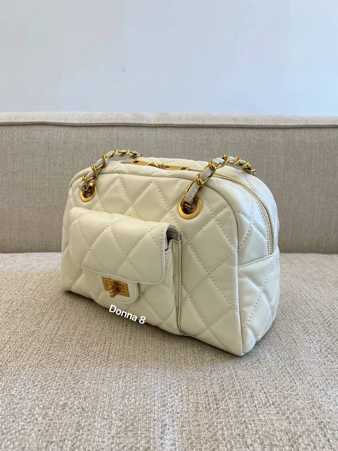 Diamond Quilted Shoulder Bag *3 Colors