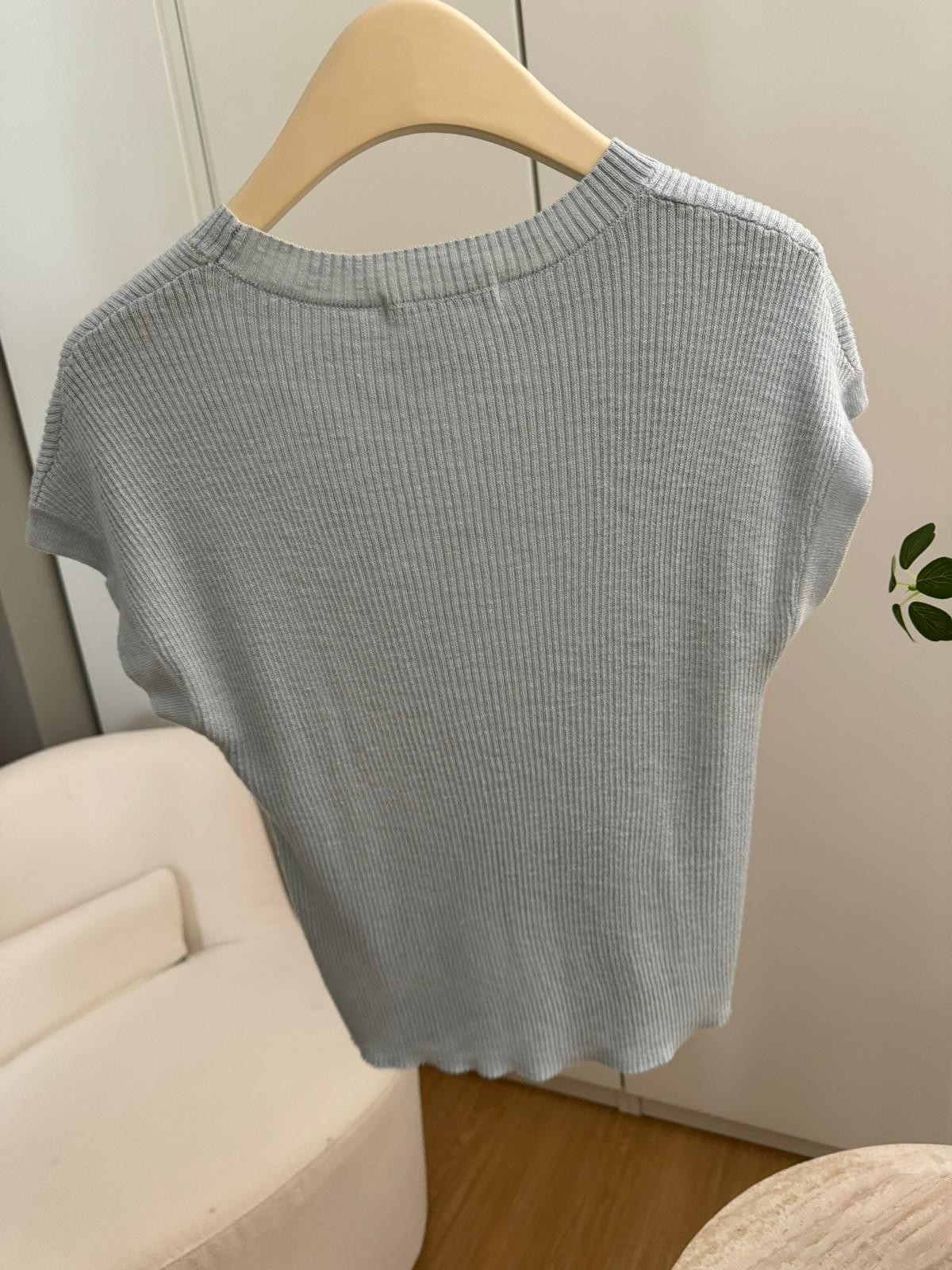 Short Sleeved Rib-knitted Top